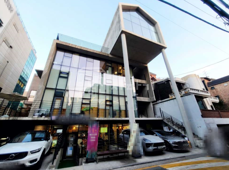 서울 강남구 논현동 무권리, 학동역 5분, 역세권, 1층 임대 월세 매물번호 27233 사진 1