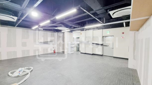 서울 강남구 역삼동 무권리, 한티역 1분, 초역세권, 지하 1층 임대 월세 매물번호 28861 사진 5