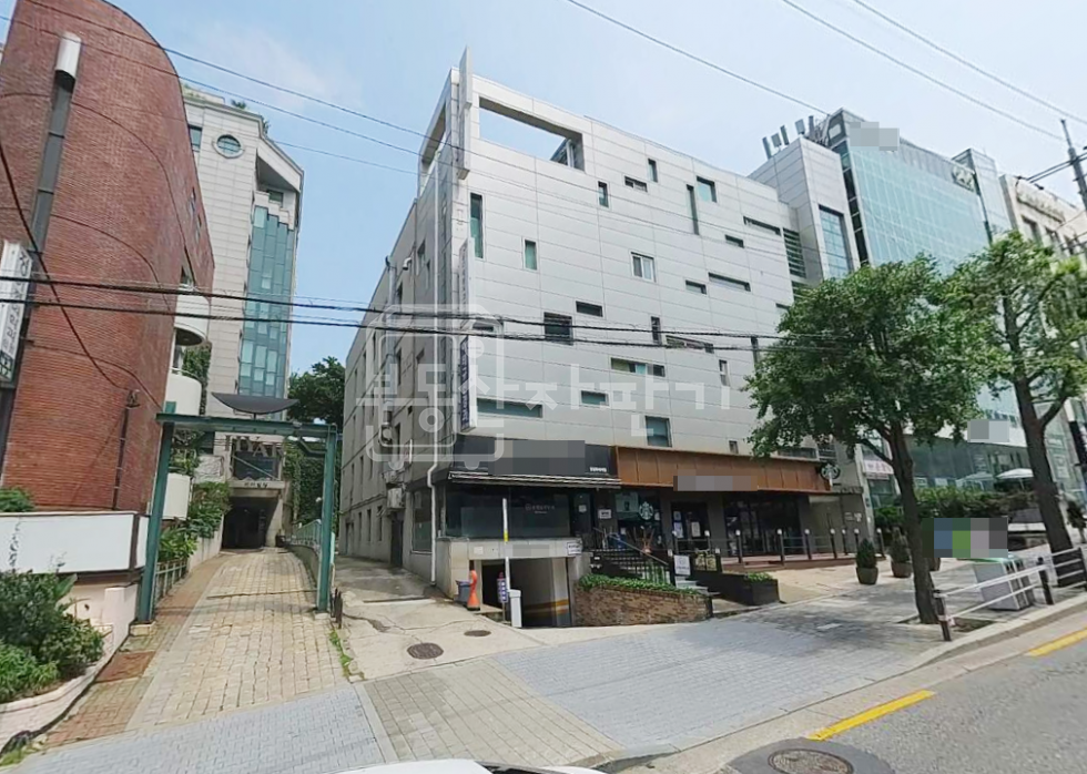 서울 강남구 논현동 학동역 5분, 역세권, 1층 임대 월세 매물번호 28222 사진 1