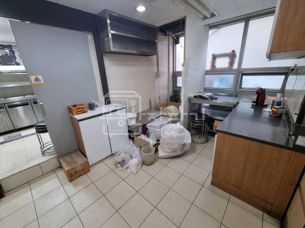 서울 강남구 역삼동 무권리, 신논현역 도보 2분, 초역세권, 2층 임대 월세 매물번호 28927 사진 6