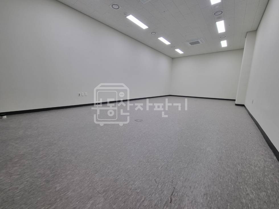 서울 영등포구 당산동1가 무권리, 문래역 도보 8분, 역세권, 지하1층 임대 월세 매물번호 29008 사진 4