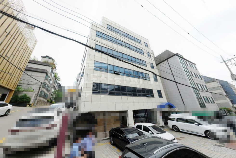 서울 강남구 논현동 무권리, 신사역 8분, 역세권, 1층 임대 월세 매물번호 29219 사진 1