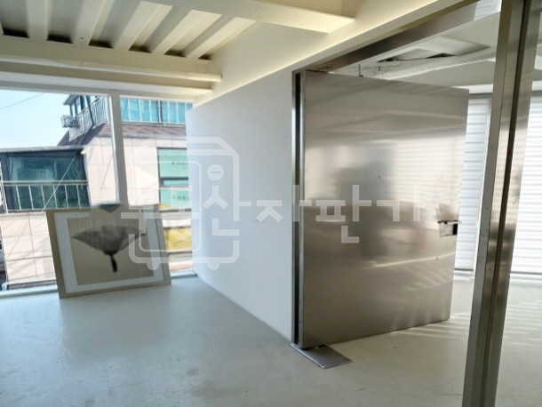 서울 강남구 신사동 무권리, 신사역 9분, 역세권, 3층 임대 월세 매물번호 29268 사진 4
