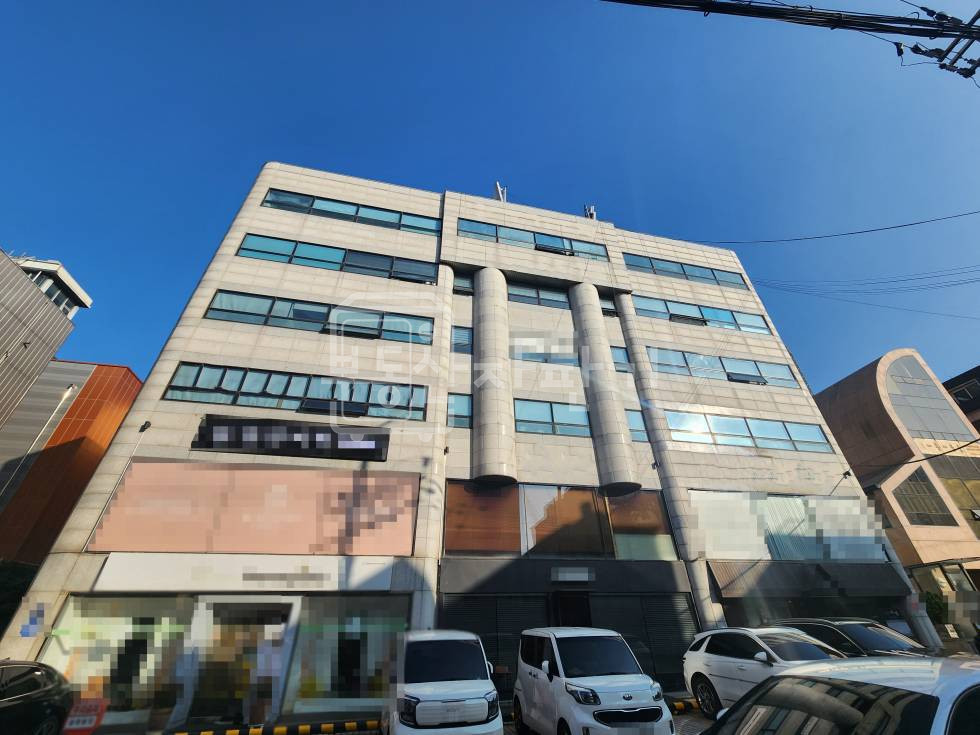 서울 강남구 신사동 무권리, 압구정역 7분, 역세권, 6층 임대 월세 매물번호 29145 사진 1