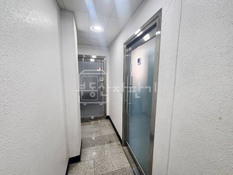 서울 강남구 신사동 무권리, 압구정역 7분, 역세권, 6층 임대 월세 매물번호 29145 사진 5