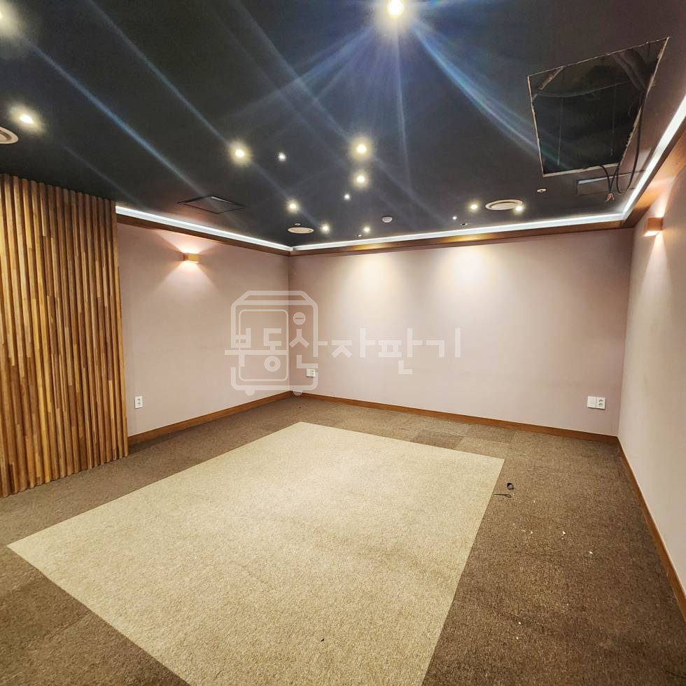 서울 강남구 신사동 무권리, 압구정로데오역 7분, 역세권, 지하1층 임대 월세 매물번호 14152 사진 4