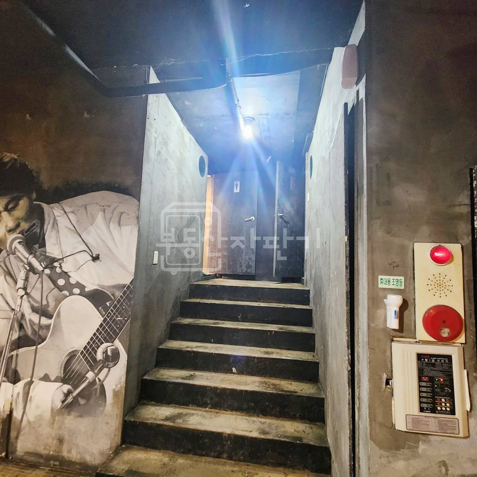 서울 강남구 논현동 무권리, 논현역 2분, 초역세권, 지하1층 임대 월세 매물번호 28820 사진 2