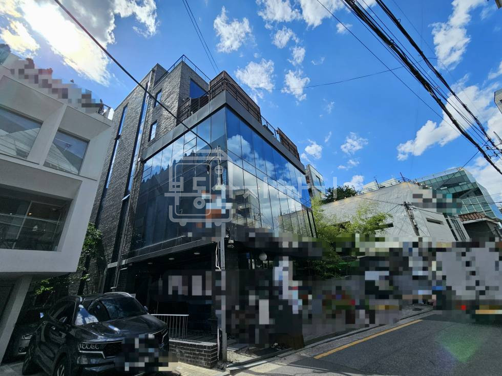 서울 강남구 신사동 무권리, 압구정로데오역 도보6분, 역세권, 지하1층~지하2층 연층 임대 월세 매물번호 29397 사진 1