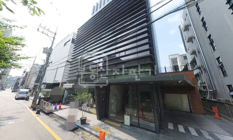 서울 강남구 신사동 압구정로데오, 압구정로데오역 도보9분, 1층 상가 임대 월세 매물번호 29509 사진 1