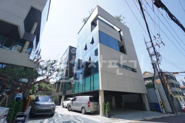 서울 강남구 역삼동 무권리, 언주역4분, 역세권, 지하2층 임대 월세 매물번호 25926 사진 1
