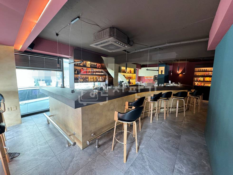 서울 강남구 청담동 가시성 좋은 이면도로, 청담동 1층 상가 임대 월세 매물번호 28105 사진 1