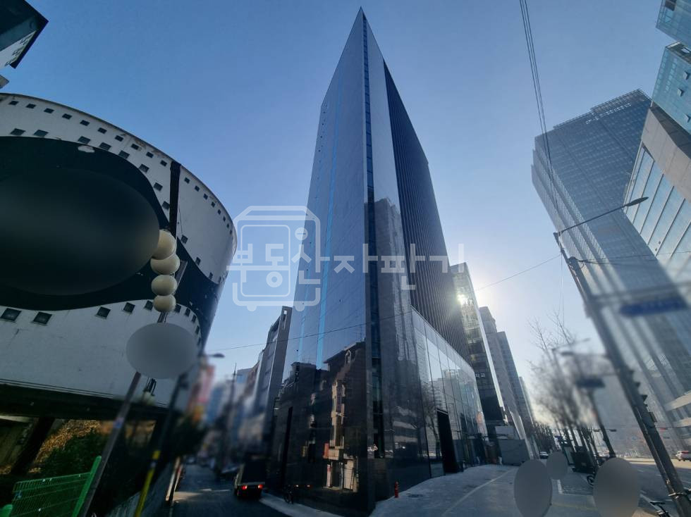 서울 강남구 역삼동 무권리, 선릉역 도보 9분, 역세권, 지하2층 임대 월세 매물번호 29583 사진 1