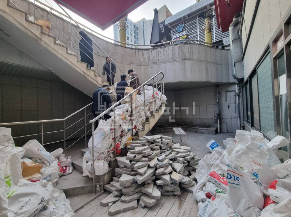 서울 영등포구 영등포동2가 영등포시장 대로변 층고 높은 지하층 임대 월세 매물번호 29661 사진 11