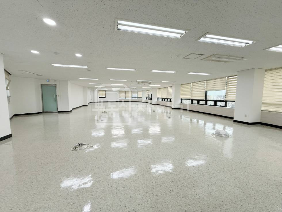 서울 강남구 청담동 무권리, 청담역 7분, 역세권, 4층 임대 월세 매물번호 29667 사진 4