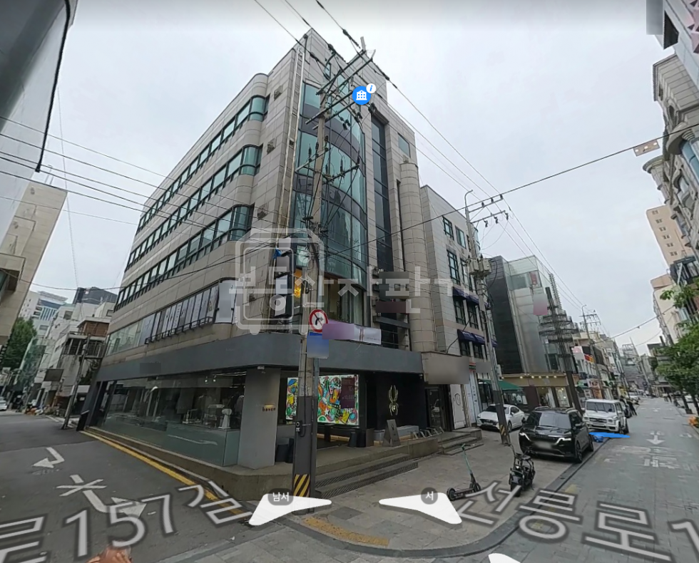 서울 강남구 신사동 657-29 무권리, 압구정로데오역 3분, 초역세권, 4층 임대 월세 매물번호 27749 사진 1