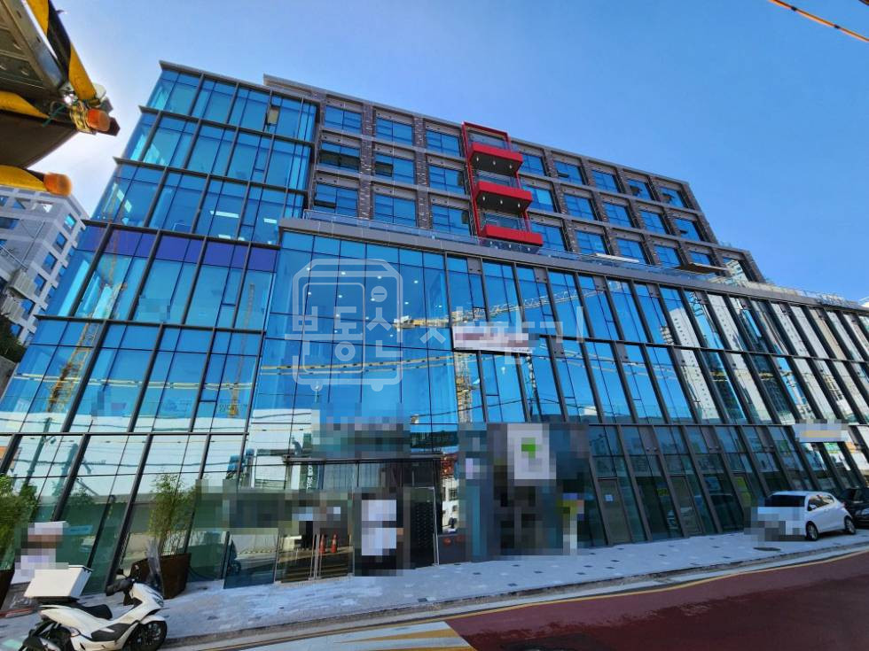 서울 강남구 청담동 신축 청담역 도보 1분 초역세권 2층 임대 월세 매물번호 25906 사진 1