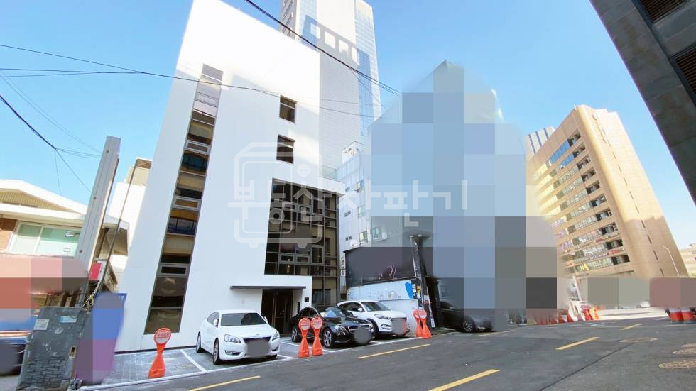 서울 서초구 잠원동 신축 첫입주, 지상5층 건물전체 통임대, 신사역 15초 월세 매물번호 21538 사진 1