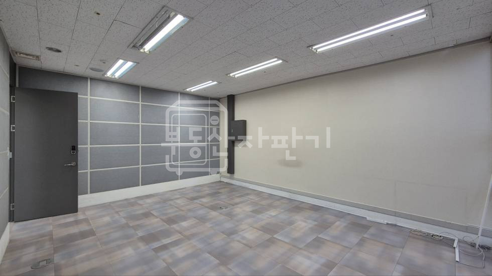 서울 성동구 성수동1가 무권리, 뚝섬역 1분, 초역세권, 15층 임대 월세 매물번호 30033 사진 7