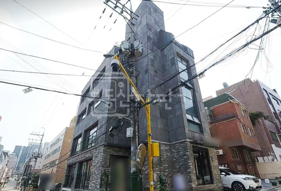 서울 서초구 잠원동 무권리, 논현역 7, 역세권, 2층 임대 월세 매물번호 30105 사진 1