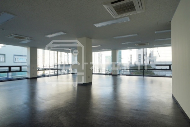 서울 강남구 역삼동 무권리, 역삼역 6분, 역세권, 2층 임대 월세 매물번호 30162 사진 4