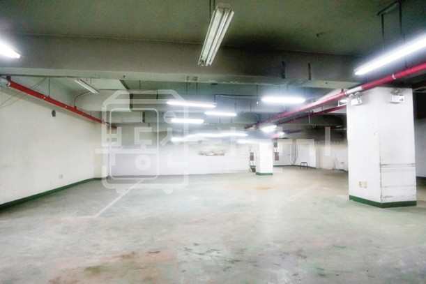 서울 강남구 역삼동 무권리, 역삼역 9분, 역세권, 지하 1층 임대 월세 매물번호 30202 사진 3