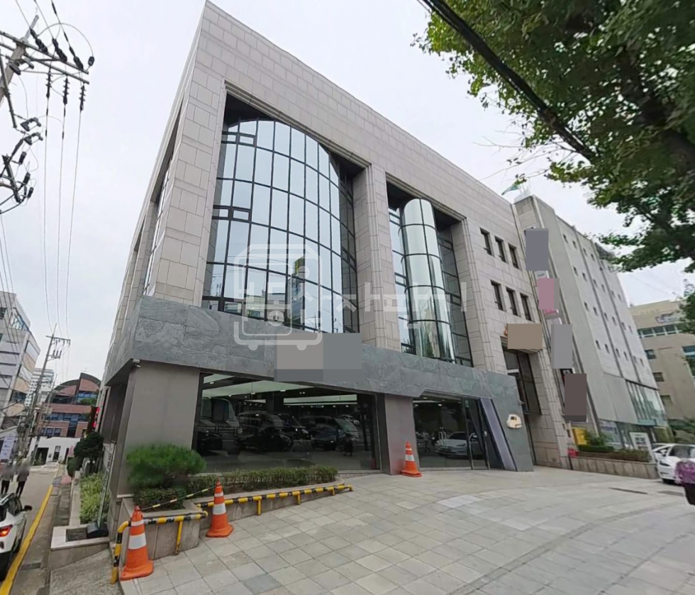 서울 강남구 역삼동 무권리,역삼역 4분, 대로변, 1층 임대 월세 매물번호 21640 사진 1