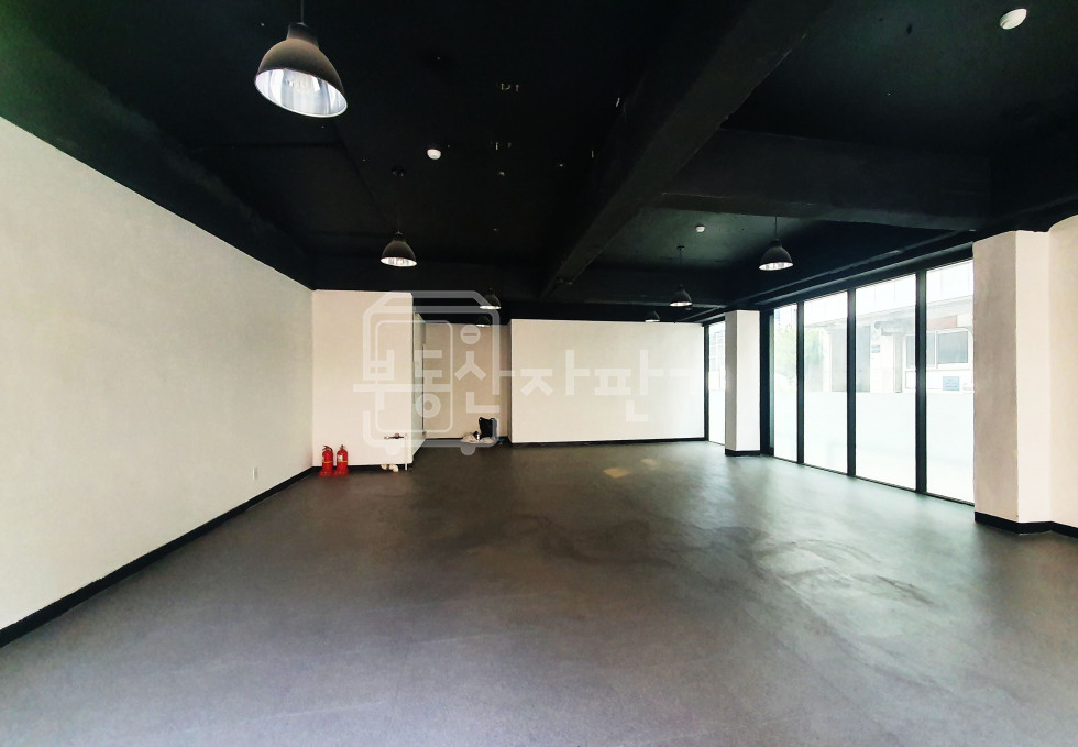 서울 강남구 대치동 무권리, 대치사거리 인근, 1층 임대 월세 매물번호 13914 사진 2