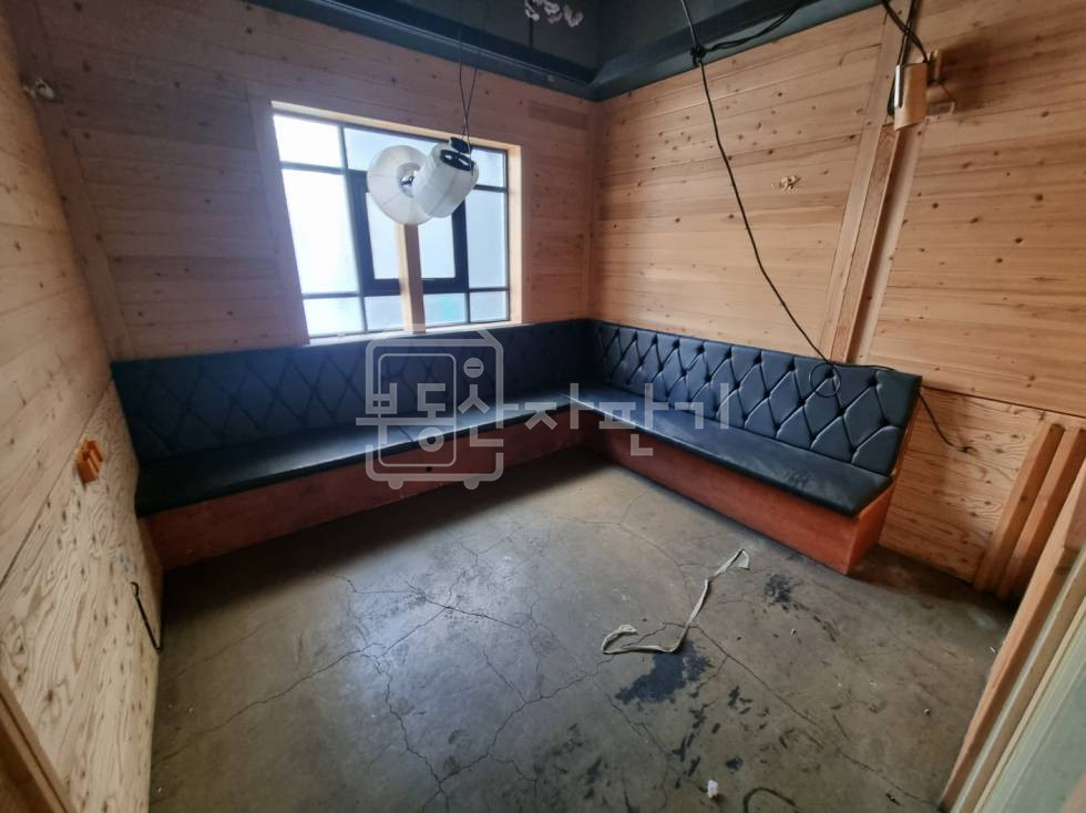 서울 강남구 신사동 무권리, 신사역 4분, 역세권, 지하1층~2층 임대 월세 매물번호 28976 사진 6