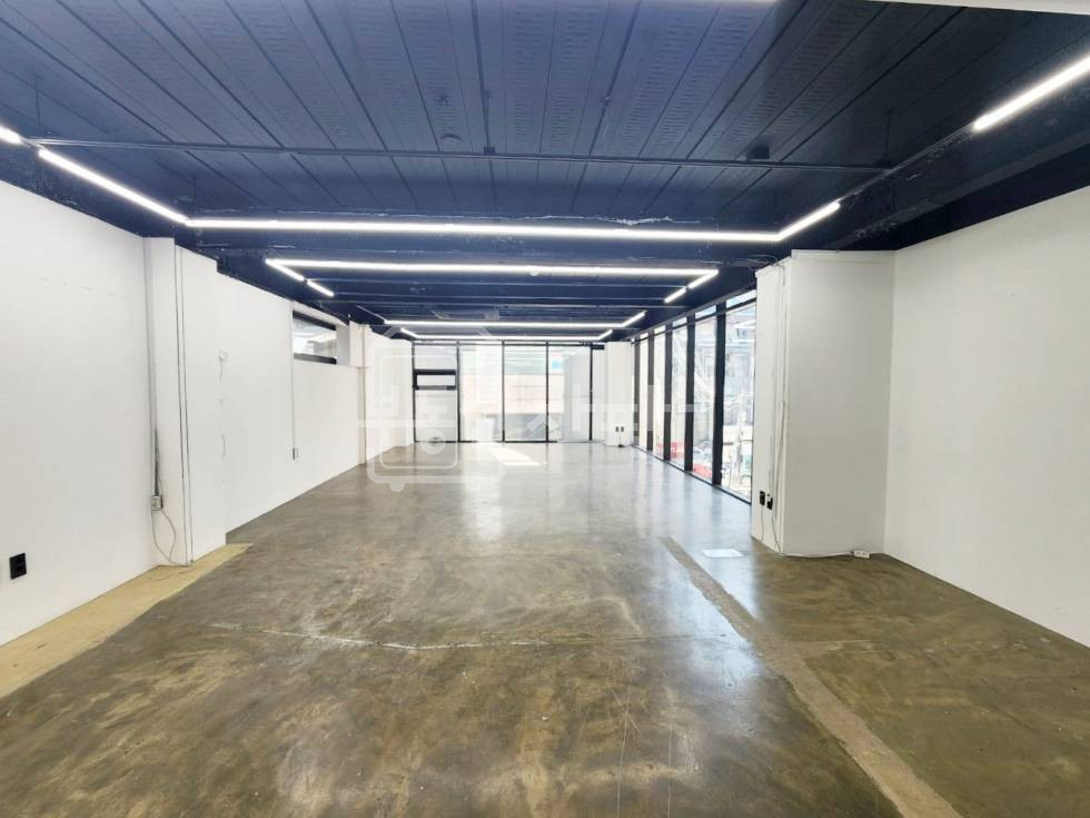 서울 강남구 청담동 무권리, 청담사거리인근, 압구정로데오역 8분, 역세권, 2층 임대 월세 매물번호 30236 사진 3