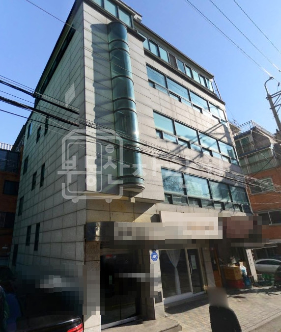 서울 서초구 반포동 무권리, 논현역 2분, 초역세권, 지하1층 임대 월세 매물번호 30257 사진 1