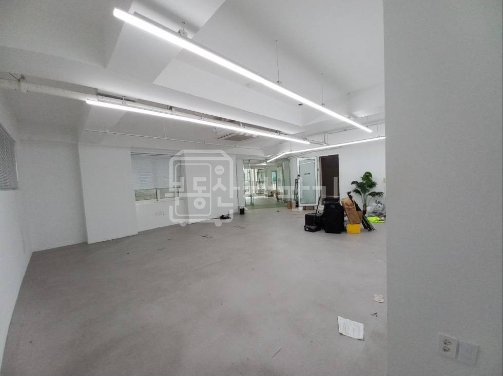 서울 강남구 청담동 무권리, 테라스 청담역 도보8분, 2층 임대 월세 매물번호 24552 사진 5