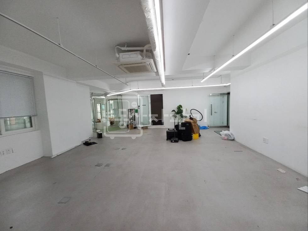 서울 강남구 청담동 무권리, 테라스 청담역 도보8분, 2층 임대 월세 매물번호 24552 사진 6