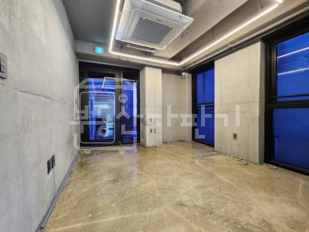 서울 강남구 역삼동 무권리, 역삼초교사거리 인근, 3층 임대 월세 매물번호 30394 사진 4