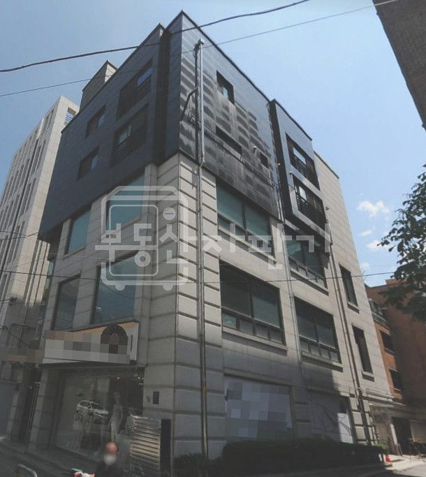 서울 강남구 신사동 무권리, 압구정역 도보 9분, 역세권, 1층 임대 월세 매물번호 29212 사진 1
