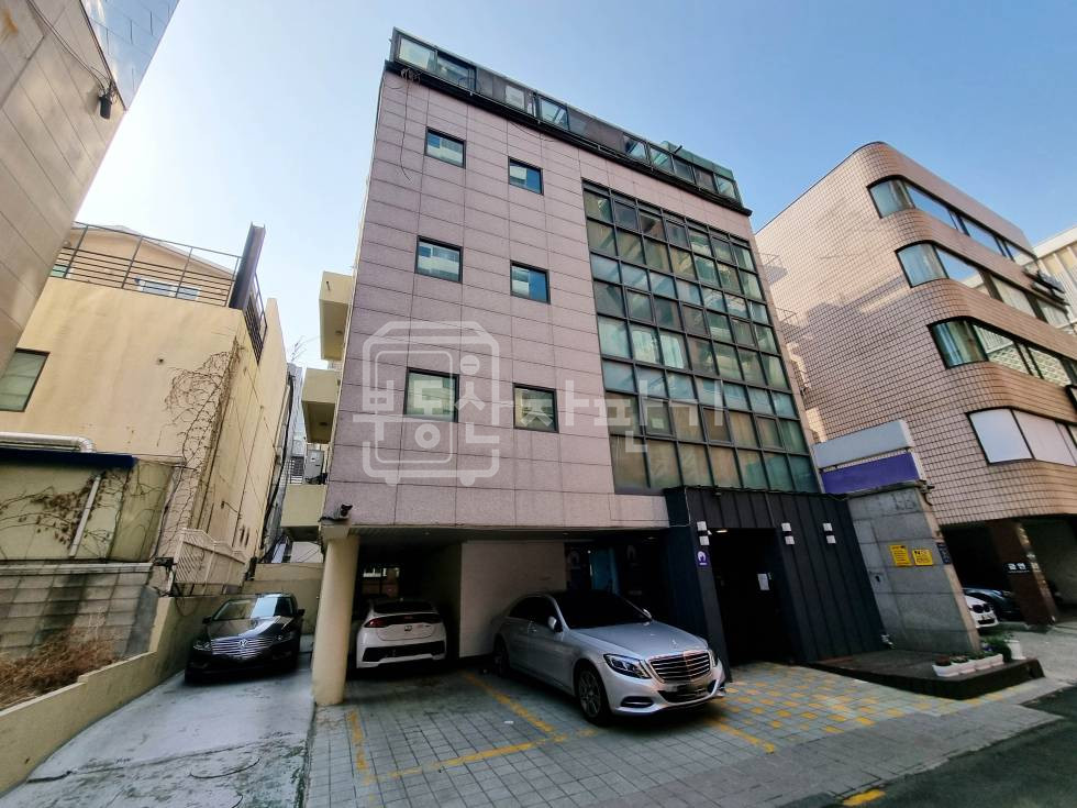 서울 강남구 청담동 무권리, 강남구청역 9분, 역세권, 4층 임대 월세 매물번호 30475 사진 1