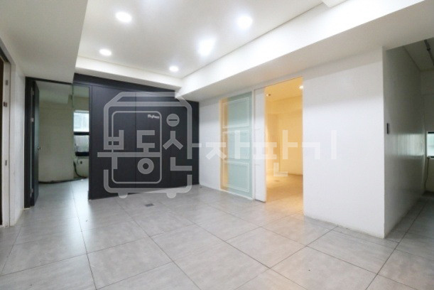 서울 강남구 청담동 무권리, 강남구청역 9분, 역세권, 4층 임대 월세 매물번호 30475 사진 3