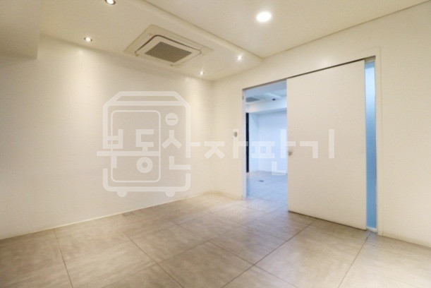 서울 강남구 청담동 무권리, 강남구청역 9분, 역세권, 4층 임대 월세 매물번호 30475 사진 9