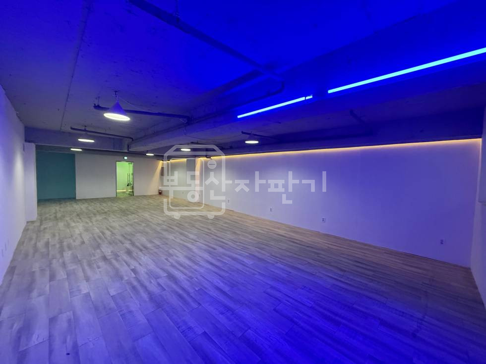 서울 강남구 논현동 206-17 무권리, 언주역 2분, 초역세권, 지하1층 임대 월세 매물번호 27595 사진 4