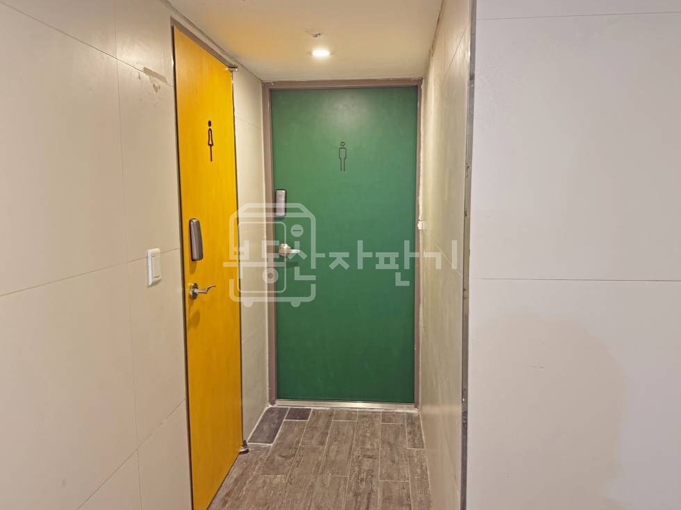 서울 강남구 논현동 206-17 무권리, 언주역 2분, 초역세권, 지하1층 임대 월세 매물번호 27595 사진 6