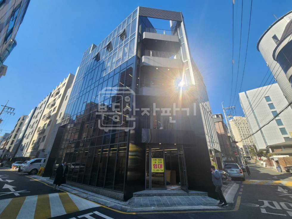 서울 강남구 역삼동 무권리, 역삼역 8분, 역세권, 1층 임대 월세 매물번호 30273 사진 1