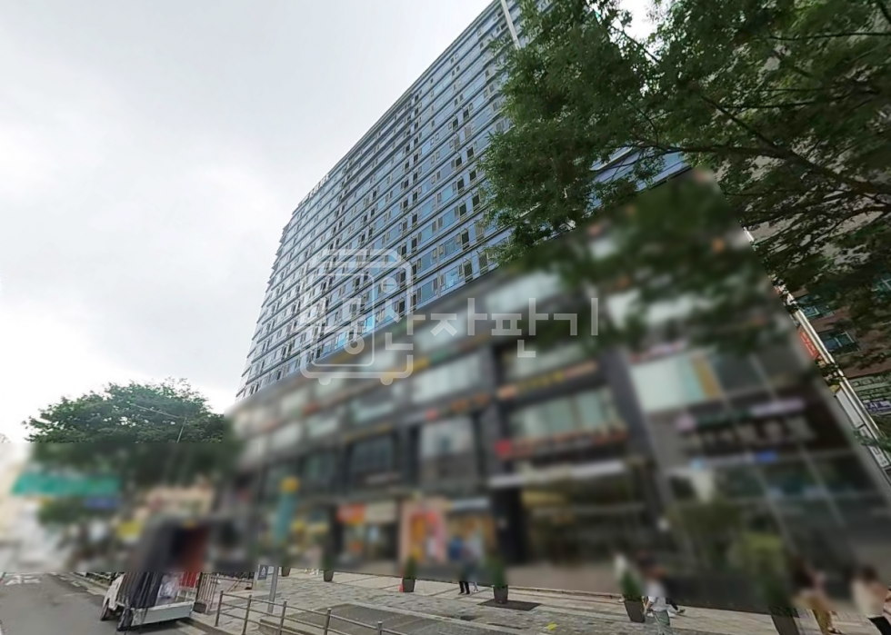 서울 강남구 논현동 무권리, 강남구청역 1분, 역세권, 4층 임대 월세 매물번호 30868 사진 1