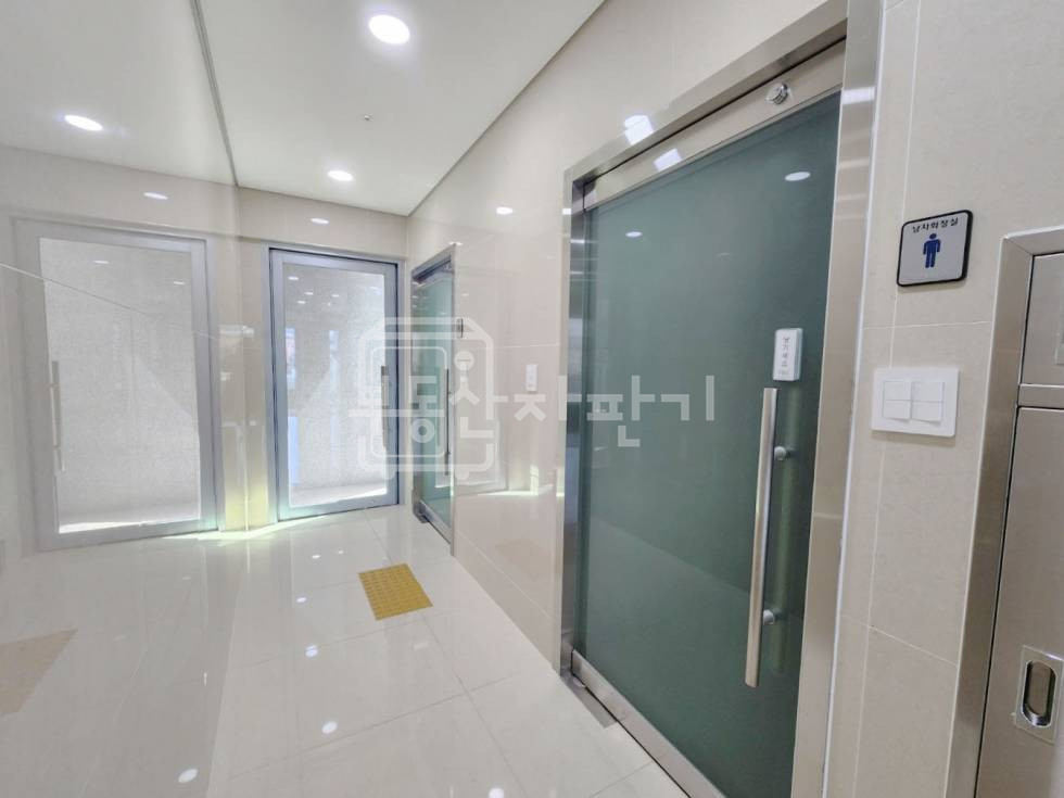 서울 강남구 논현동 무권리, 언주역 3분, 역세권, 6층 임대 월세 매물번호 30875 사진 12