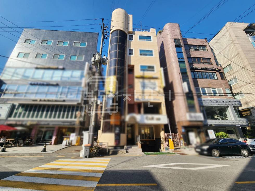 서울 강남구 논현동 무권리, 신논현역 6분, 역세권, 2층 임대 월세 매물번호 29600 사진 1