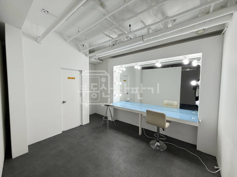 서울 강남구 논현동 무권리, 학동역 6분, 역세권, 지하2층 임대 월세 매물번호 30500 사진 9