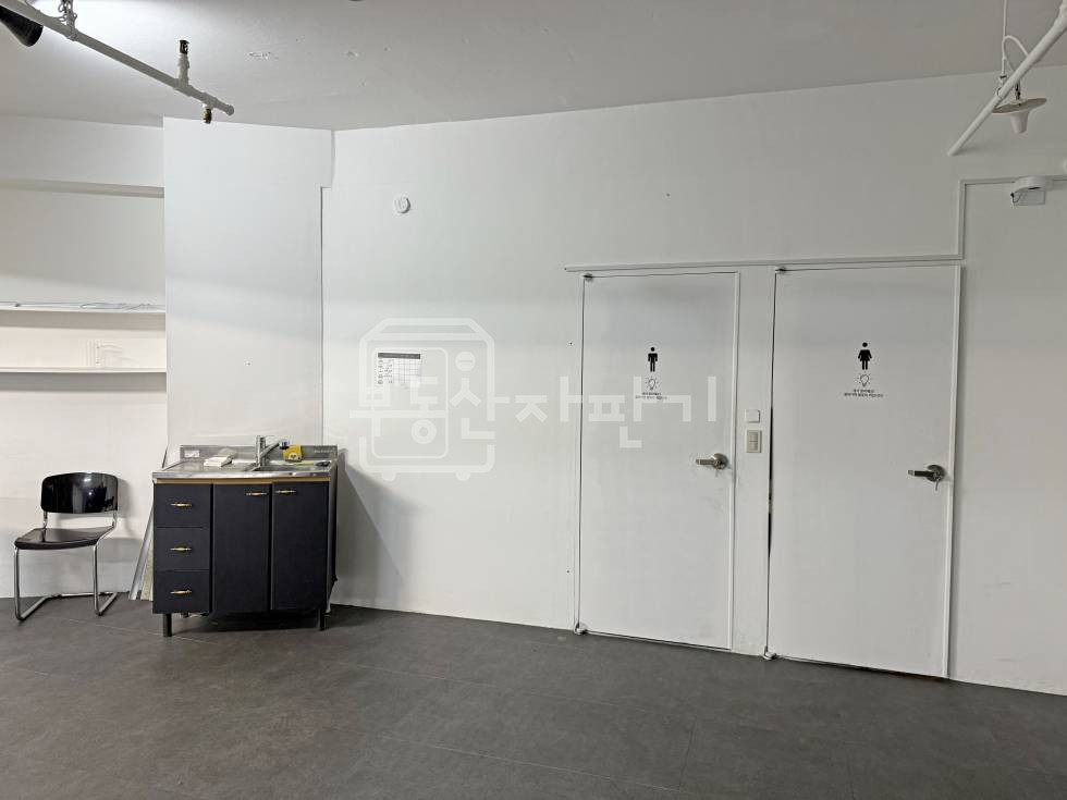 서울 강남구 논현동 무권리, 학동역 6분, 역세권, 지하2층 임대 월세 매물번호 30500 사진 14