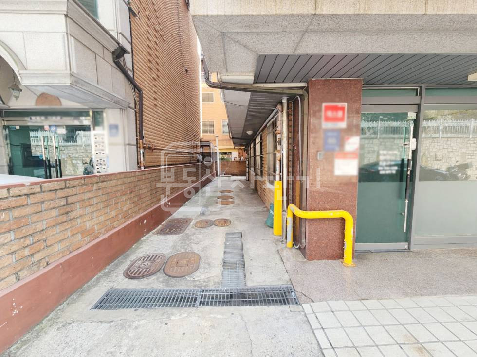 서울 강남구 대치동 무권리, 한티역 10분, 역세권, 1층 임대 월세 매물번호 27294 사진 3