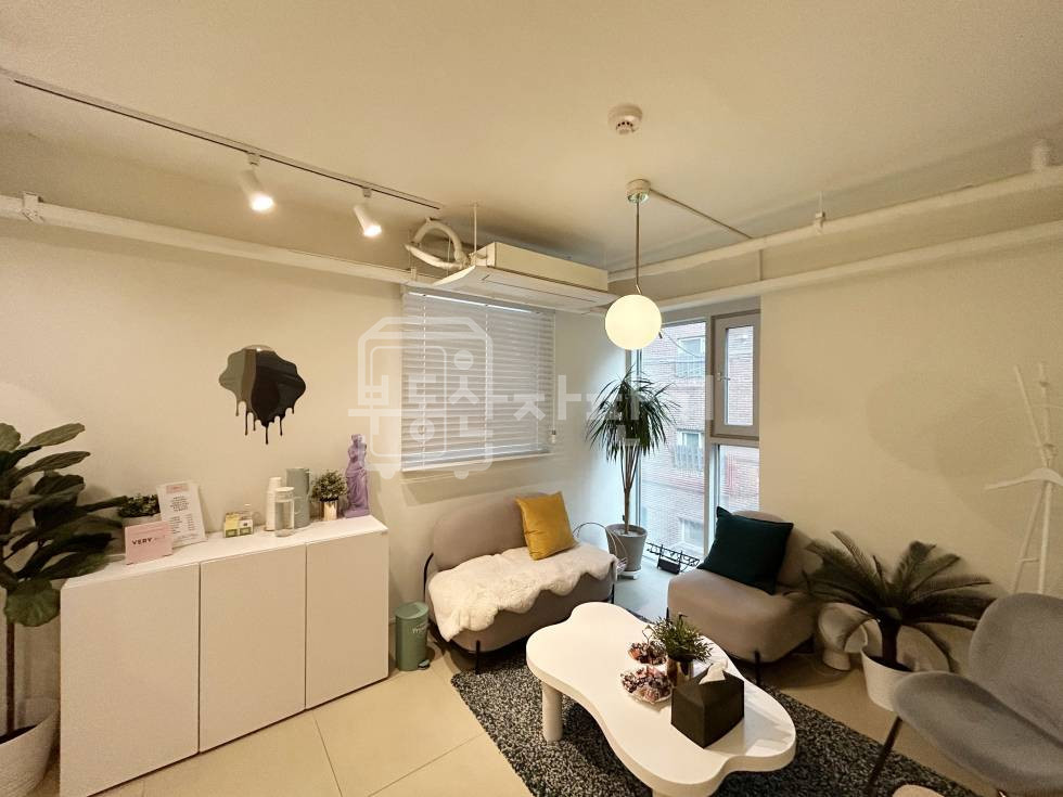 서울 강남구 신사동 무권리,신사역 6분, 역세권, 세로수길인근, 2층 임대 월세 매물번호 28357 사진 14