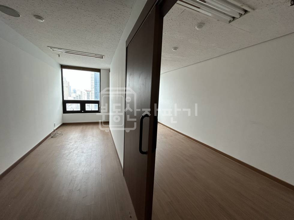 서울 강남구 청담동 무권리, 청담역 9분, 역세권, 12층 임대 월세 매물번호 27344 사진 4