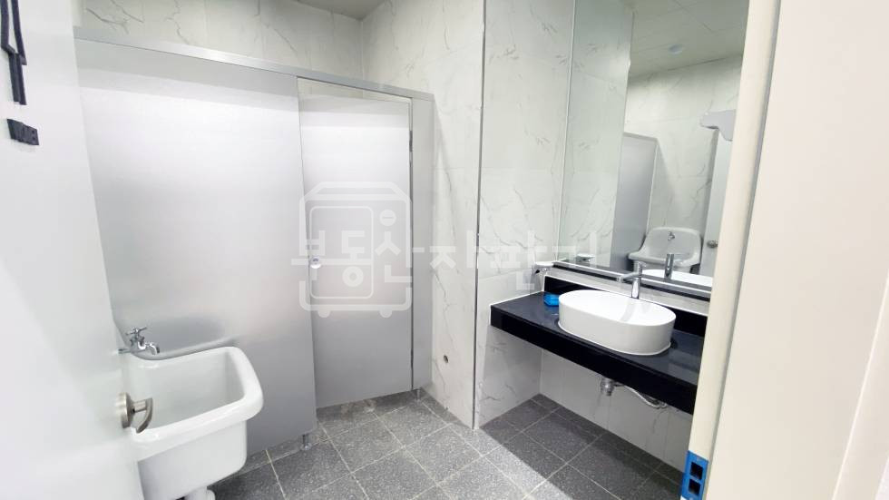 서울 강남구 대치동 무권리, 선릉역 도보4분, 지하1층 상가 임대 월세 매물번호 24646 사진 3