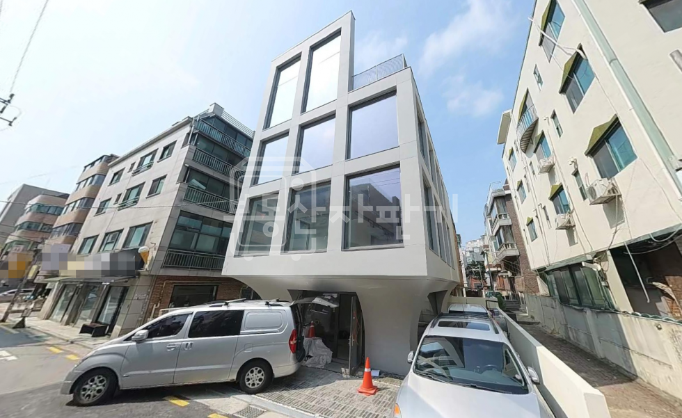 서울 서초구 반포동 신축 무권리, 신논현역 도보5분, 지하1층 임대 월세 매물번호 30988 사진 1
